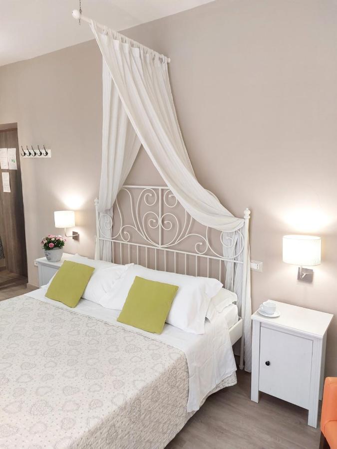 Sweet Home & Wellness Affittacamere Нетуно Екстериор снимка