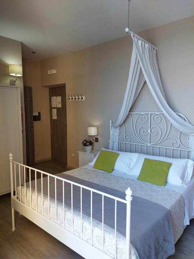 Sweet Home & Wellness Affittacamere Нетуно Екстериор снимка
