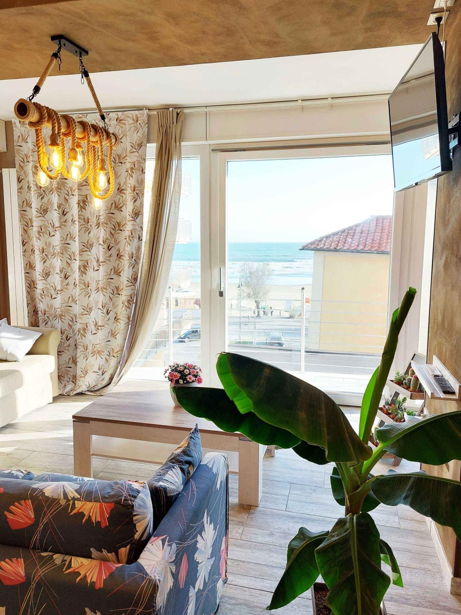 Sweet Home & Wellness Affittacamere Нетуно Екстериор снимка